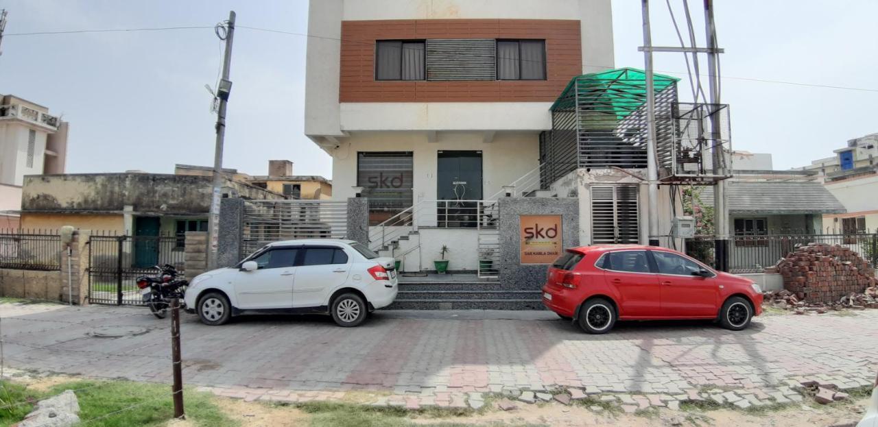 Hotel Sar Kamla Dham Skd Vrindavan Fully Vaccinated Staff Exterior photo